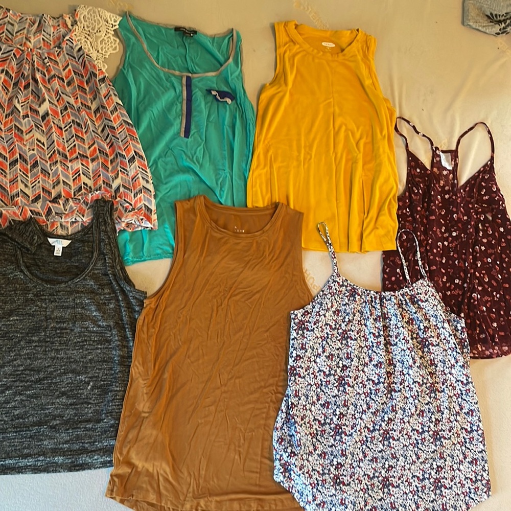 Summer tank top lot!